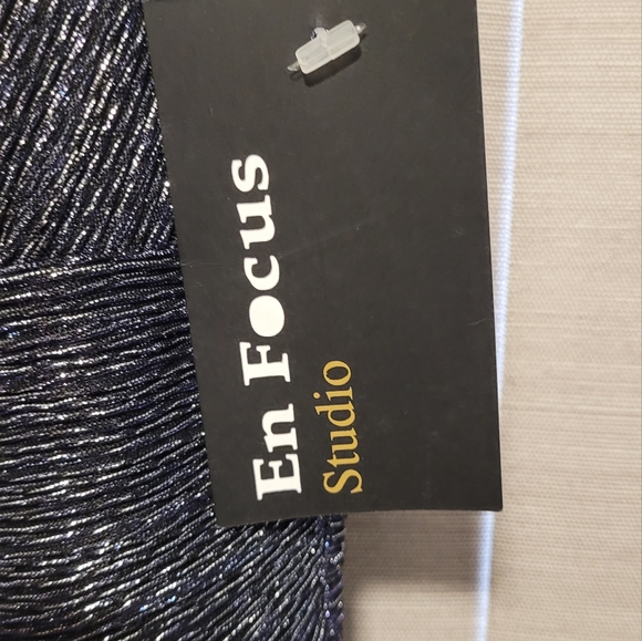 NWT/ En Focus Studio Evening Dress - Picture 7 of 12